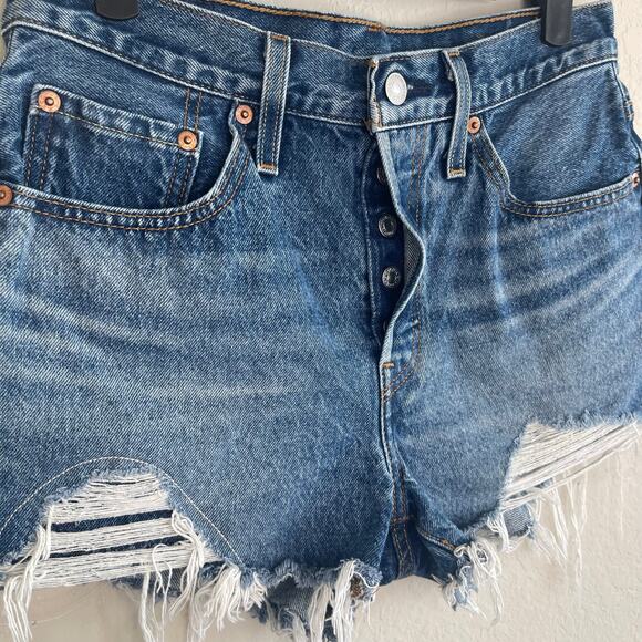 Levi’s 501 Denim Cut-Off Shorts Button Fly Cotton - Size 27 - Picture 2 of 5